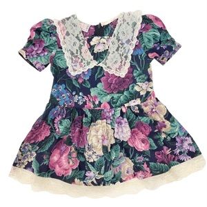 Vintage Where’s Alice brand dark floral drop waist dress w/lace bib marked 4t